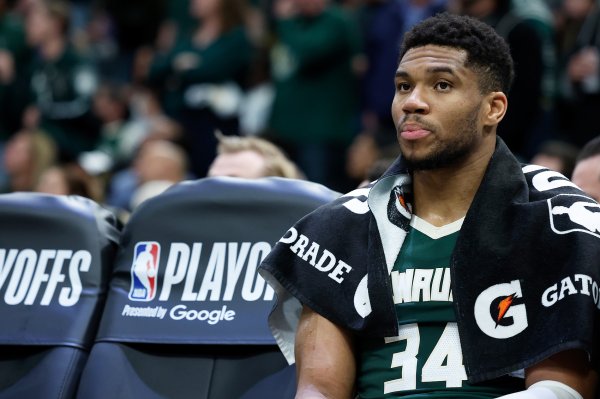 Antetokounmpo: Tôi cũng muốn m